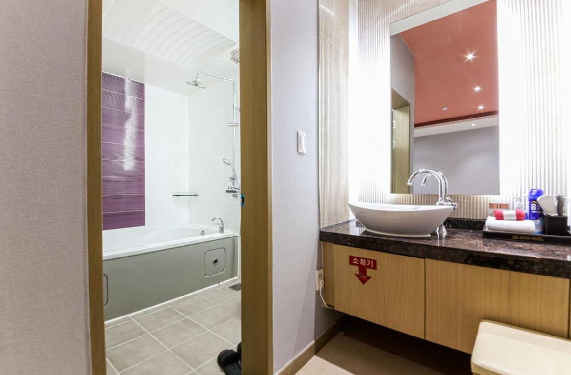 Gallery Hotel Gwangju Metropolitan City Eksteriør bilde